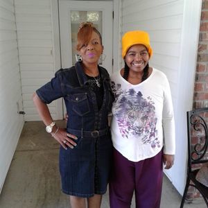 Meet your Posher, Nelva